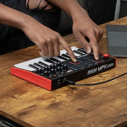 akai professional mpk mini play mk3 plus midi keyboard piano arranger music controller